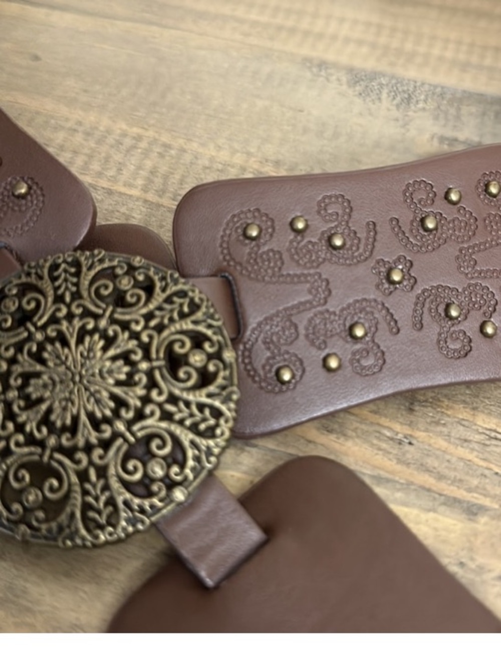 Vintage Boho Western Concho Belt Brown Leather Medallion Festival Cowgirl - Picture 2 of 5